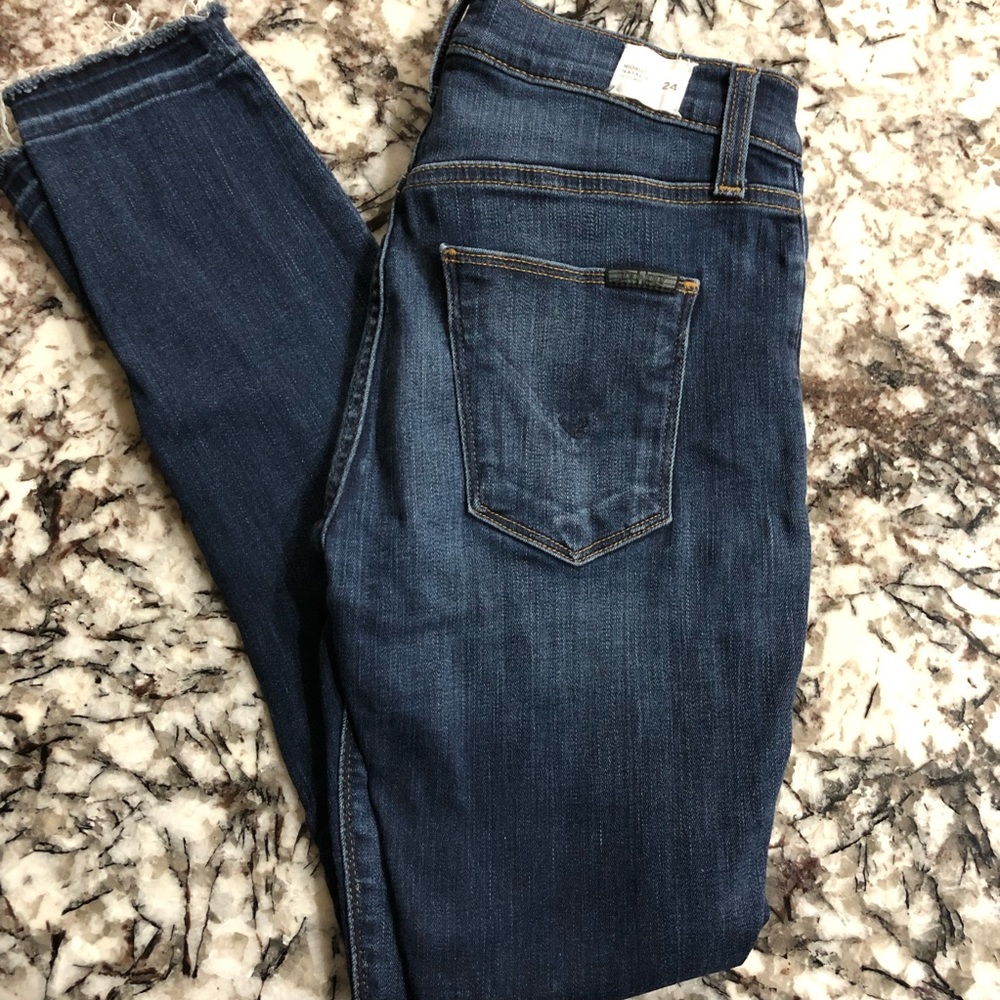 Hudson mid rise jeans 24